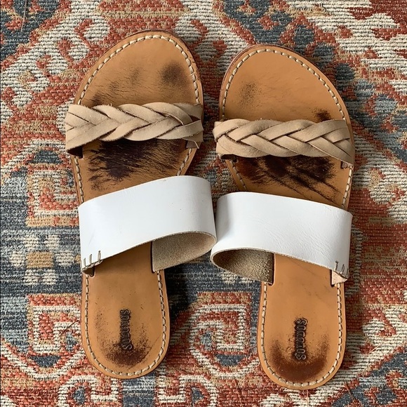 soludos metallic slide sandals